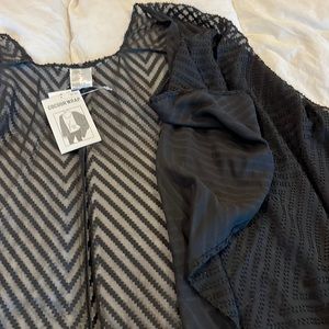 Woman’s Cocoon Wrap, one size fits all, black NWT